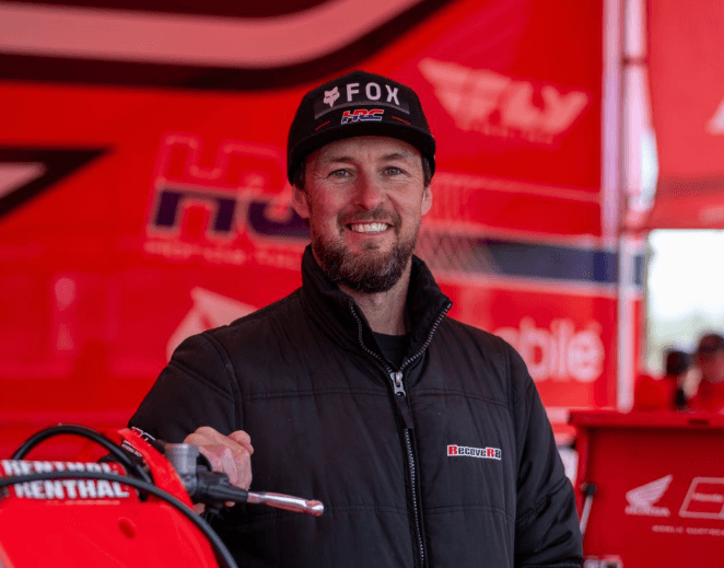 Lee 'Hoges' Hogan headshot