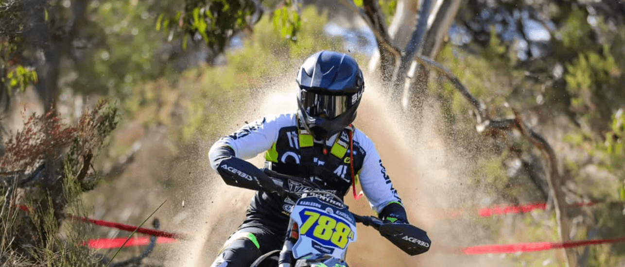 EmelieKarlsson_788 hero banner